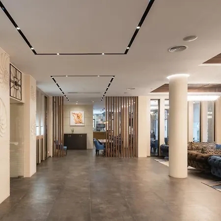 Boutique Hotel Elke Spa Superior Hotel 4*